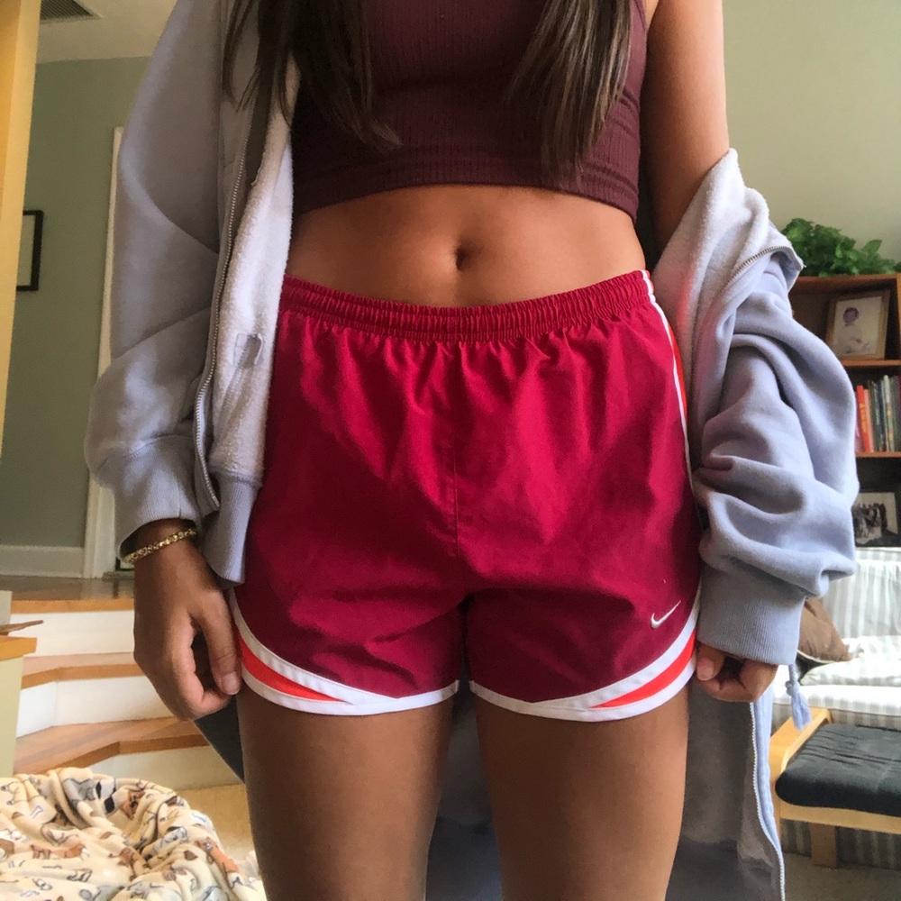 NWOT Nike tempo dry fit shorts